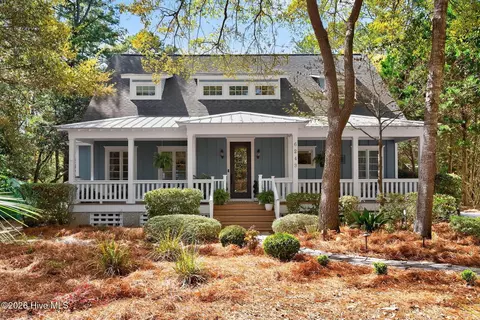 6243 Cottage Creek Rd, Southport, NC 28461