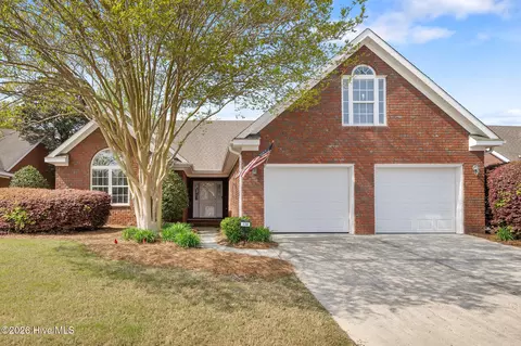 138 Candlewood Dr, Wallace, NC 28466