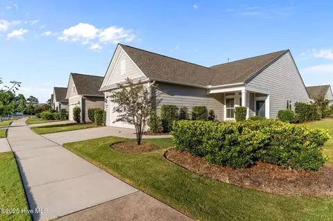 439 Deveraux Dr, Wilmington, NC 28412