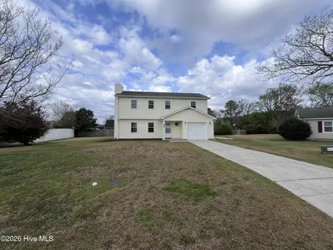 317 Beechwood Dr, Havelock, NC 28532