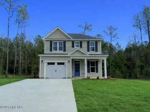 28 South Bandwheel Way, Hampstead, NC 28443