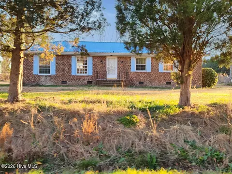 905 Dublin Run Rd, Aurora, NC 27806