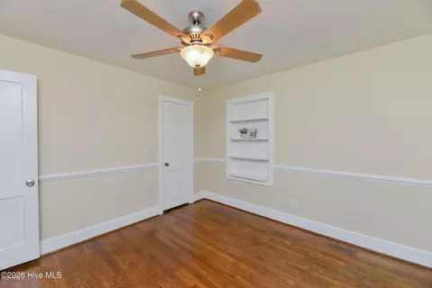 Bedroom - 296 Sixth St, Ayden, NC 28513 photo 8 of 12