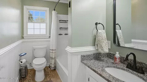 Bath - 296 Sixth St, Ayden, NC 28513 photo 2 of 3