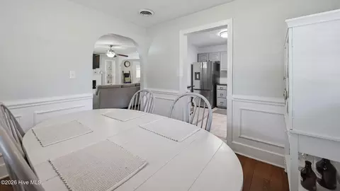 Dining - 296 Sixth St, Ayden, NC 28513 photo 4 of 4