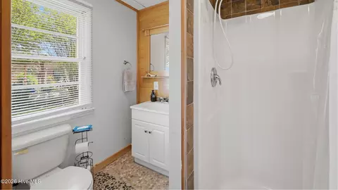 Bath - 296 Sixth St, Ayden, NC 28513 photo 3 of 3