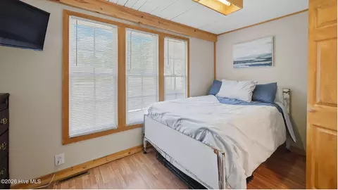 Bedroom - 296 Sixth St, Ayden, NC 28513 photo 10 of 12