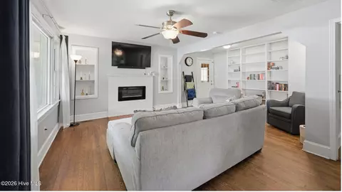 Living - 296 Sixth St, Ayden, NC 28513 photo 2 of 2