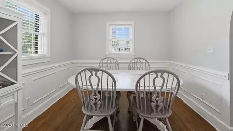 Dining - 296 Sixth St, Ayden, NC 28513 photo 2 of 4