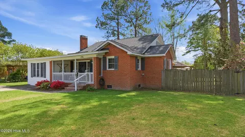 Exterior - 296 Sixth St, Ayden, NC 28513 photo 1 of 5