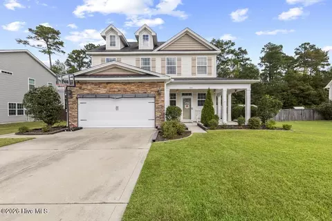 106 Mullholland Pl, Jacksonville, NC 28540