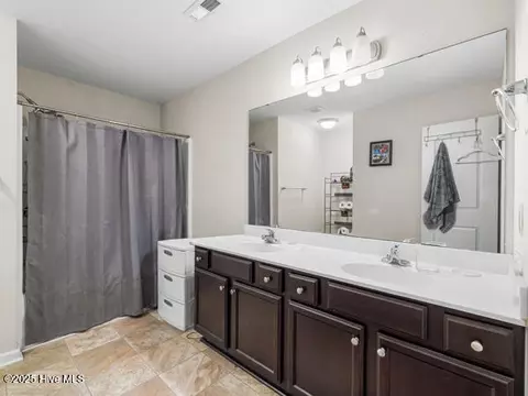 Bath - 105 Clymer Ct, Hubert, NC 28539 photo 1 of 2