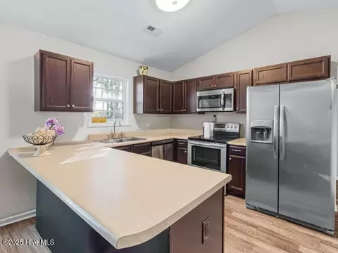 Kitchen - 105 Clymer Ct, Hubert, NC 28539 photo 1 of 2