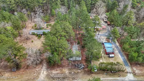 221 Riverview Dr, Vass, NC 28394