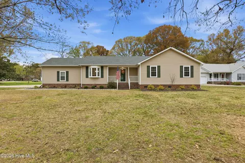 1524 Brumsey Dr, Elizabeth City, NC 27909