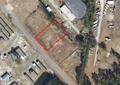 109 Edens Ln, Hampstead, NC 28443