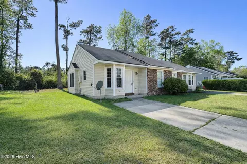 1941 Rolling Ridge Dr, Midway Park, NC 28544