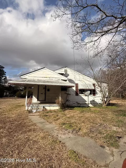 500 Marilyn Dr, Kinston, NC 28501