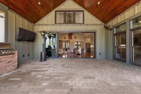 Exterior - 19 Chestertown Dr, Pinehurst, NC 28374 photo 6 of 12