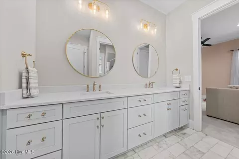 Bath - 19 Chestertown Dr, Pinehurst, NC 28374 photo 6 of 9