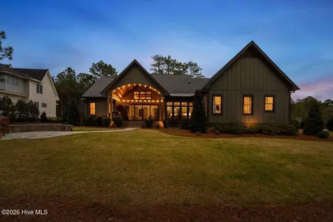 Exterior - 19 Chestertown Dr, Pinehurst, NC 28374 photo 4 of 12