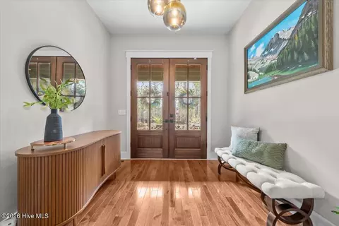 Entry Way - 19 Chestertown Dr, Pinehurst, NC 28374 photo 2 of 6