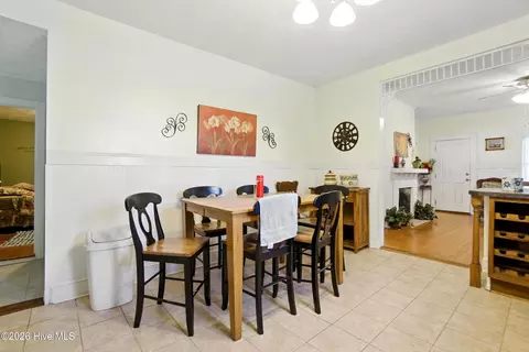 Dining - 401 E Queen St, Edenton, NC 27932 photo 1 of 1