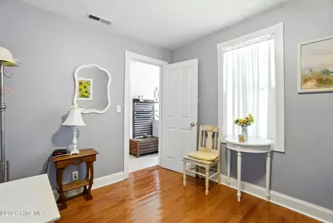 Other - 401 E Queen St, Edenton, NC 27932 photo 5 of 6