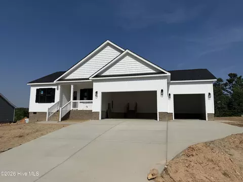 144 Tee Dr, Selma, NC 27576