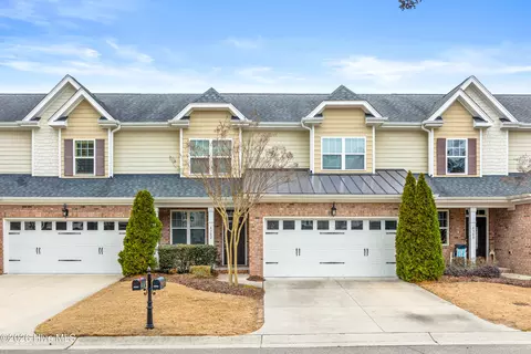 4302 Terrington Dr, Wilmington, NC 28412