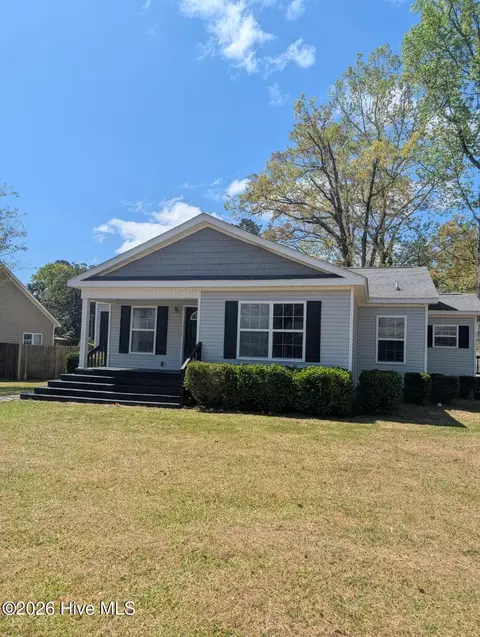 217 Queens Rd, Jacksonville, NC 28540