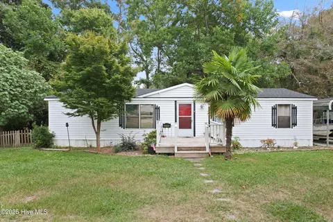 2773 Pirate Ln SW, Supply, NC 28462