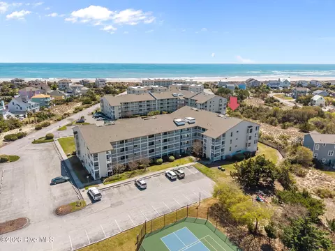 10300 Coast Guard Rd #107-E, Emerald Isle, NC 28594