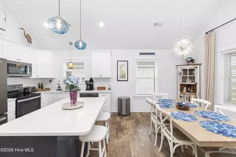 Dining - 535 W Eden St, Kill Devil Hills, NC 27948 photo 3 of 4