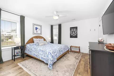 Bedroom - 535 W Eden St, Kill Devil Hills, NC 27948 photo 3 of 4