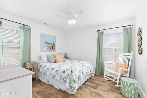 Bedroom - 535 W Eden St, Kill Devil Hills, NC 27948 photo 4 of 4