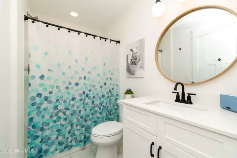 Bath - 535 W Eden St, Kill Devil Hills, NC 27948 photo 2 of 4