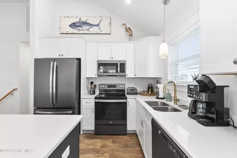 Kitchen - 535 W Eden St, Kill Devil Hills, NC 27948 photo 1 of 2