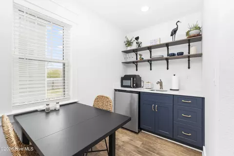 Dining - 535 W Eden St, Kill Devil Hills, NC 27948 photo 4 of 4