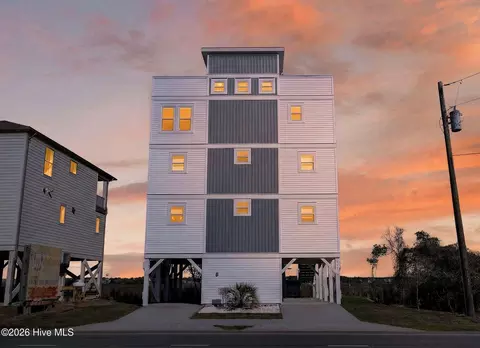 321 N New River Dr, Surf City, NC 28445
