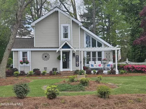 113 Jefferson St, Clinton, NC 28328