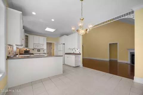 Kitchen - 1 Joshua Dr, Chocowinity, NC 27817 photo 1 of 5