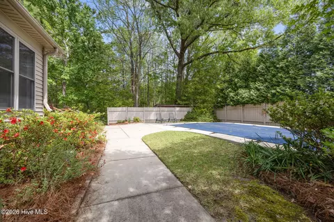 Exterior - 1 Joshua Dr, Chocowinity, NC 27817 photo 4 of 13