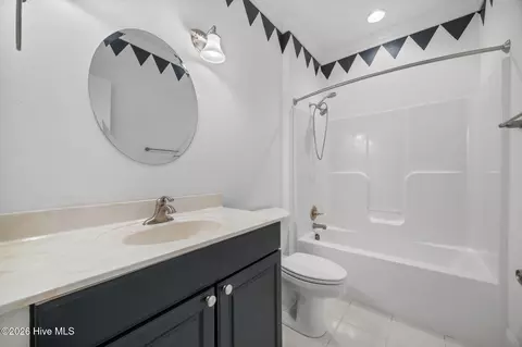 Bath - 1 Joshua Dr, Chocowinity, NC 27817 photo 3 of 4