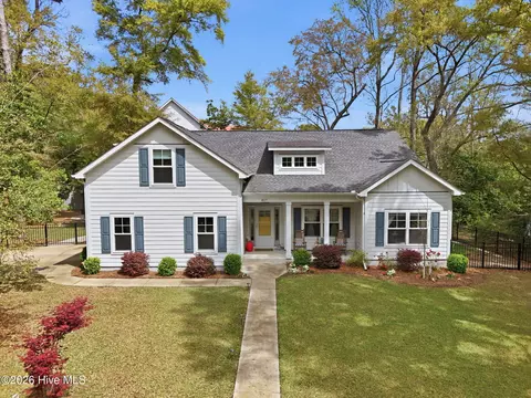 817 White Heron Cv, Murrells Inlet, SC 29576