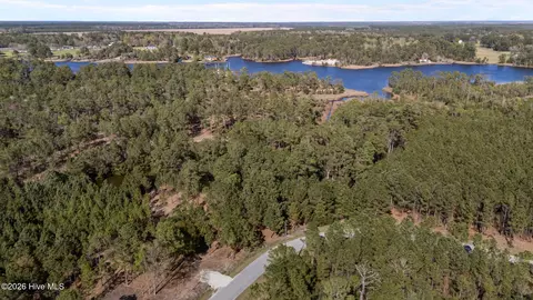11 E Diamond Shoal Ln, Vandemere, NC 28587