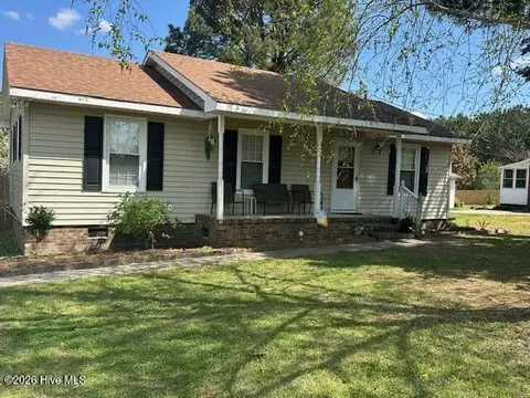 609 Benson Dr, Tarboro, NC 27886