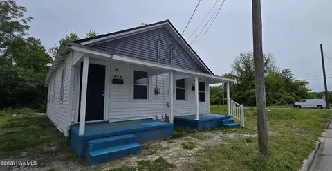 1911 Mcclellan St, Greenville, NC 27834