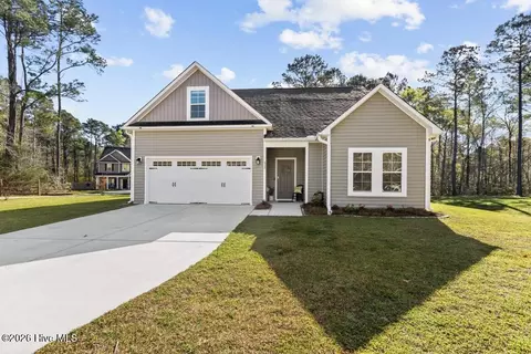 628 Weeping Willow Ln, Jacksonville, NC 28540