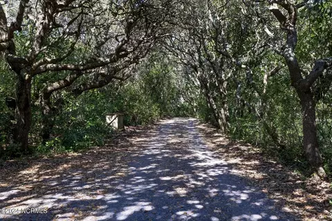 474 N B N Anderson Blvd, Topsail Beach, NC 28445